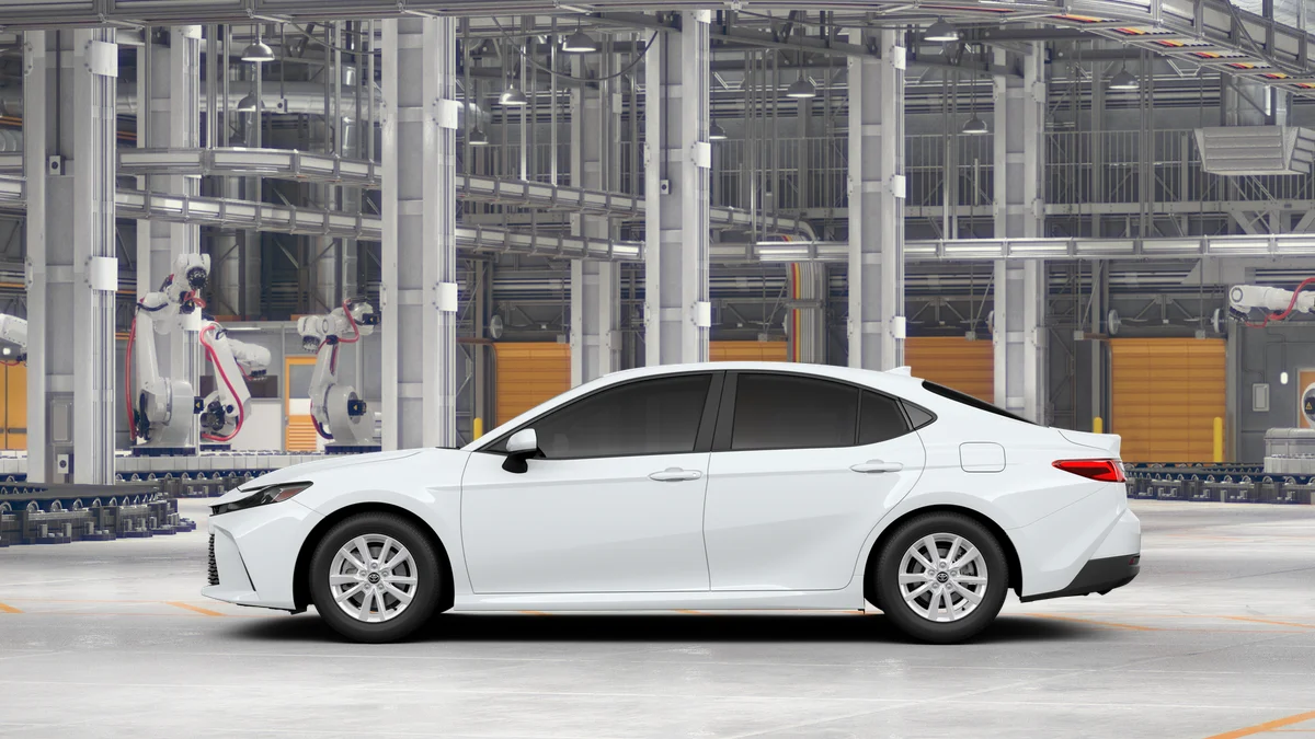 New 2026 Ice Cap Toyota LE image 4
