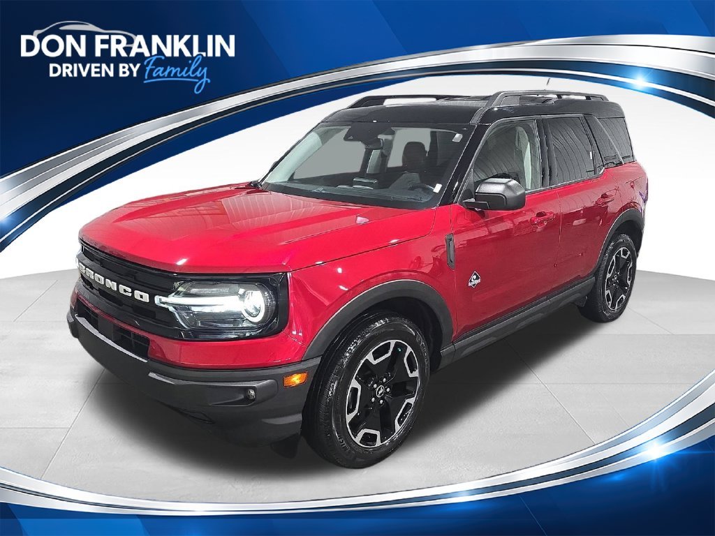 Used 2021 Red Ford Outer Banks image 1