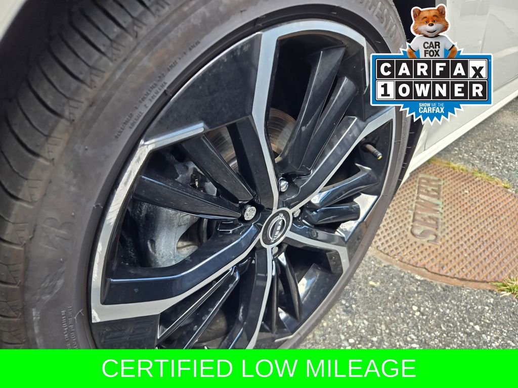 Used 2025 White Nissan 2.5 SR image 5