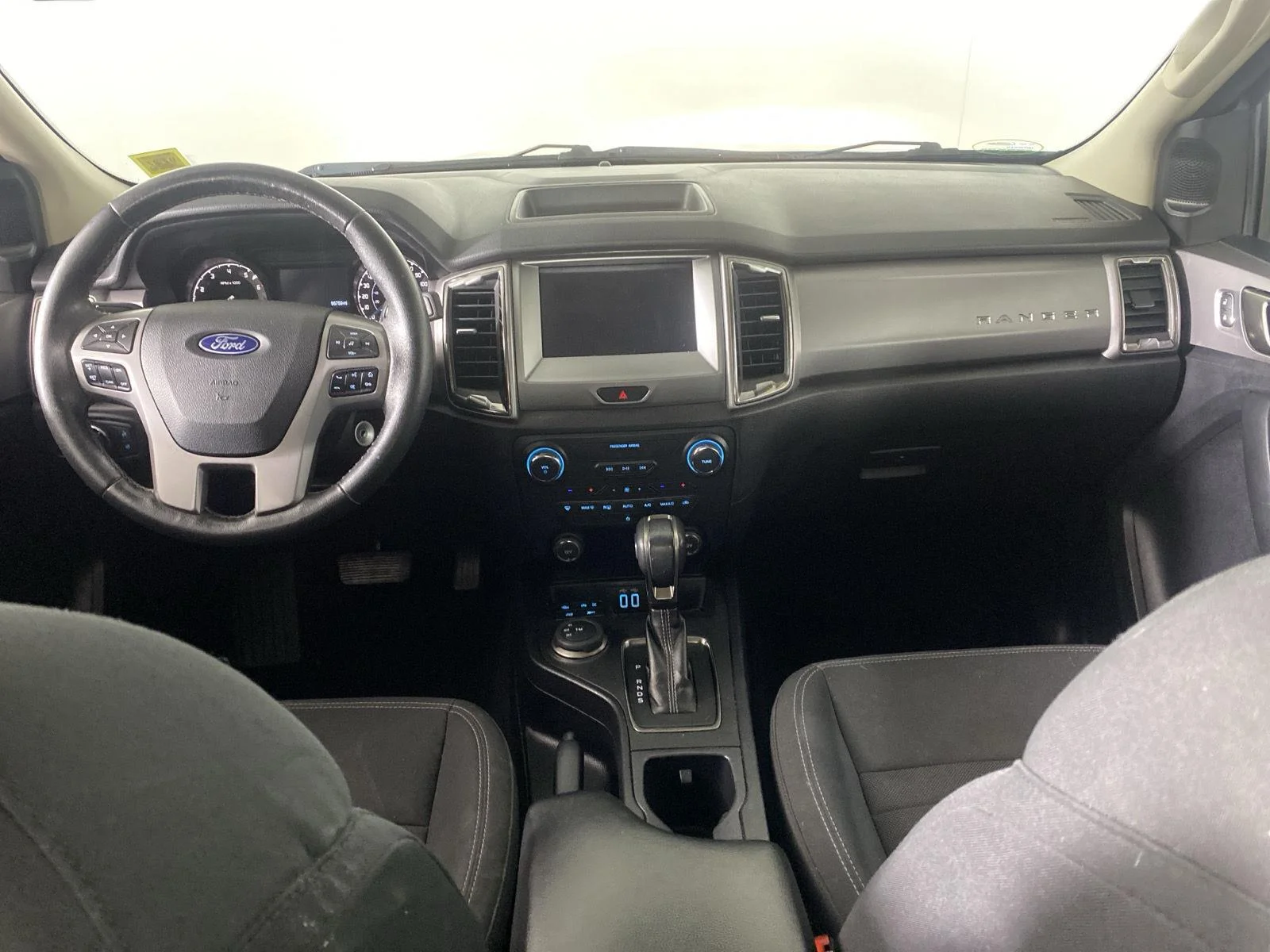 Used 2021 Oxford White Ford  image 2