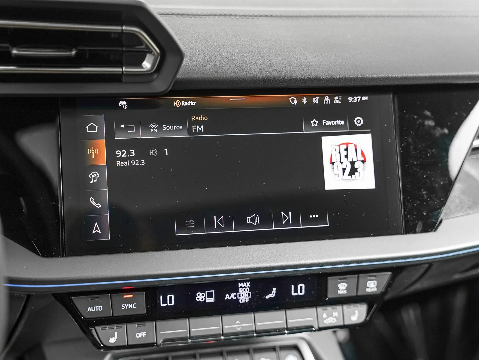 New 2026 Arrow Gray Pearl Effect Audi Premium Plus image 20