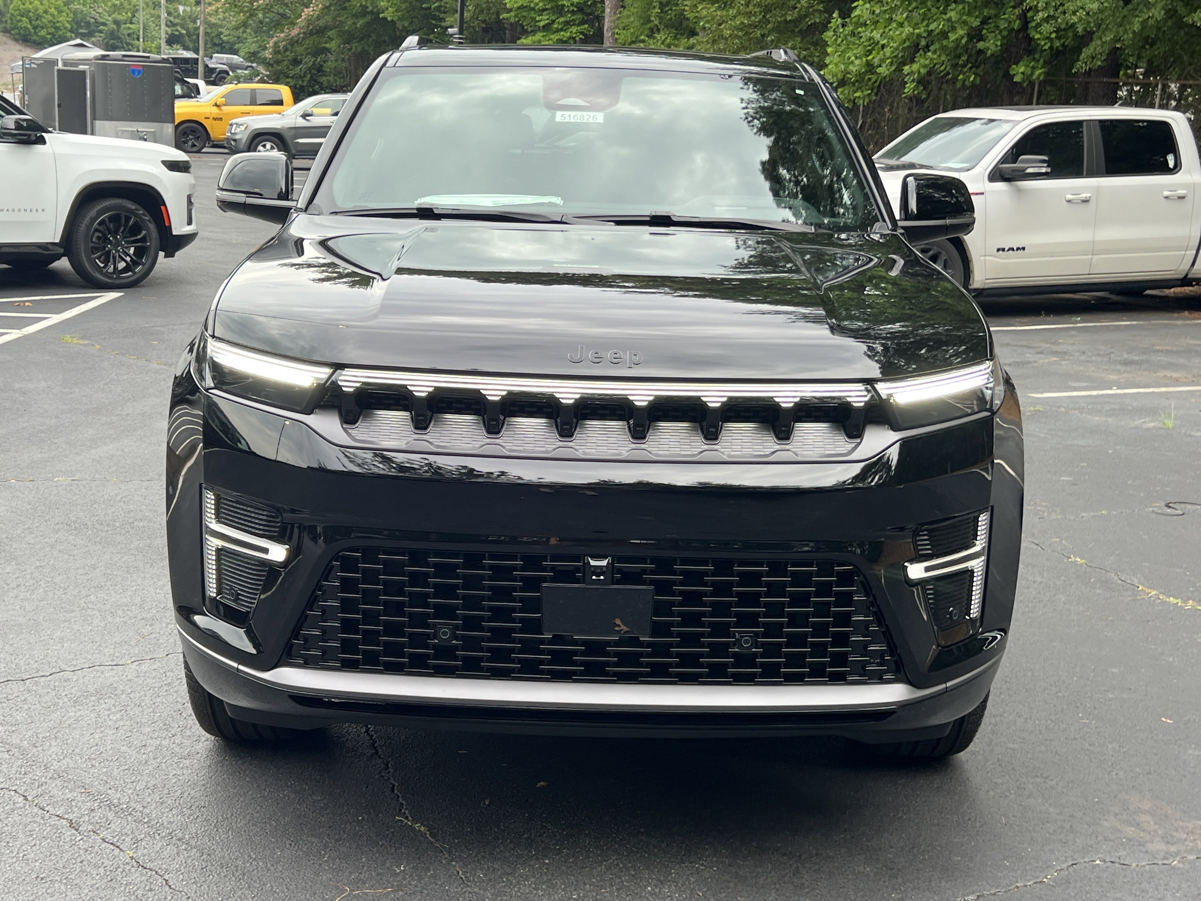New 2026 High Gloss Black Exterior Paint Jeep Limited Reserve image 2
