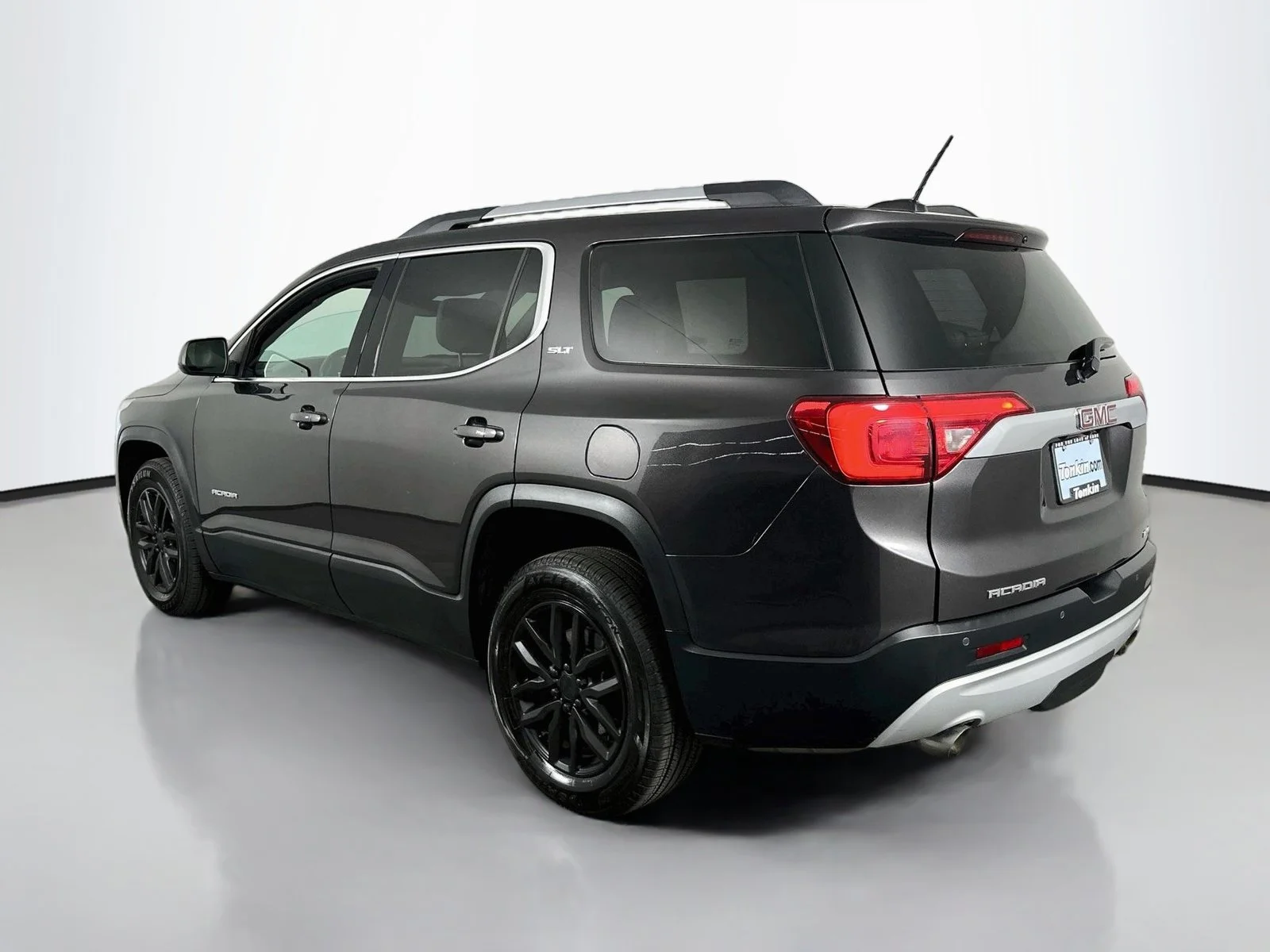 Used 2017 Iridium Metallic GMC SLT-1 image 6