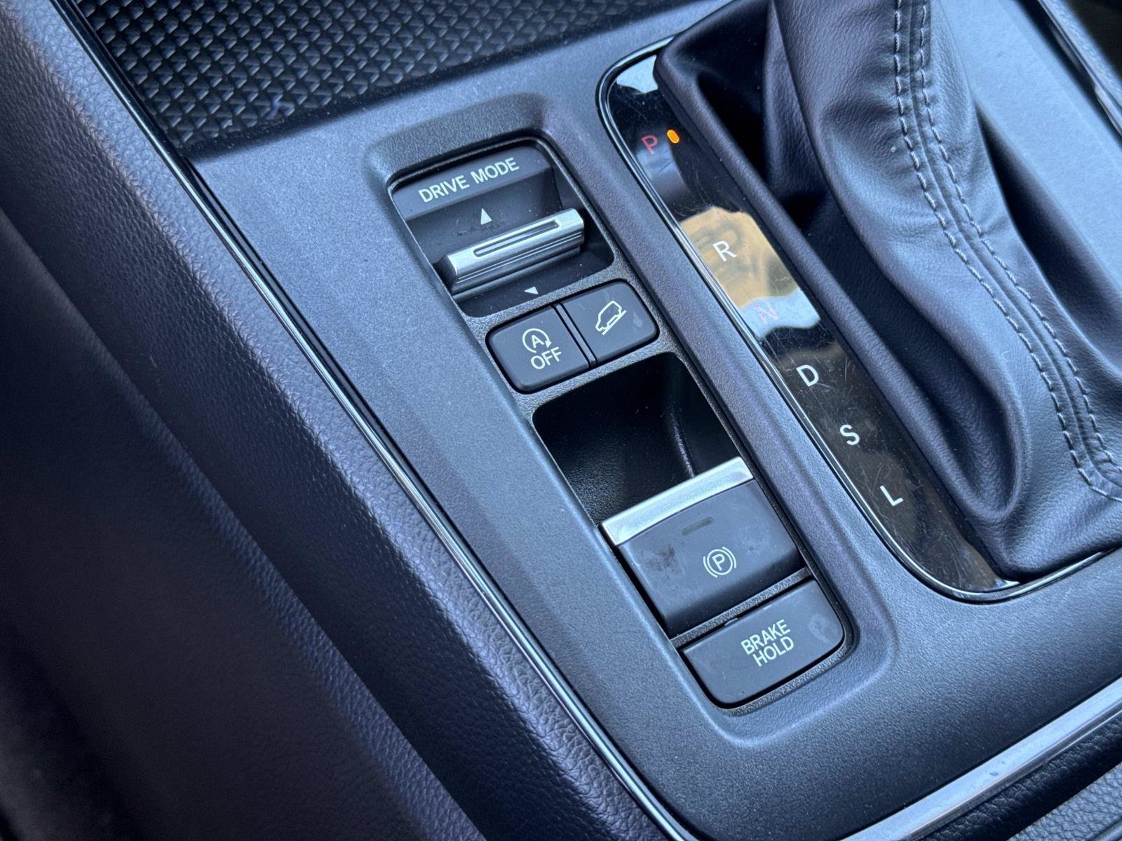 2025 Honda CR-V EX - Photo 16