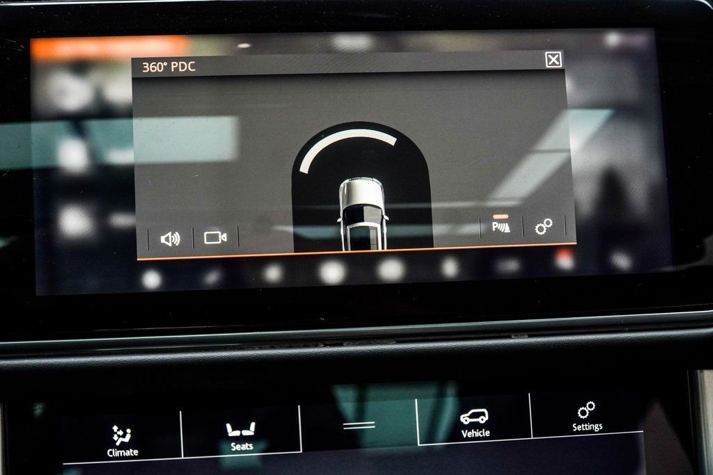 Used 2022 Black Land Rover SVAutobiography image 31