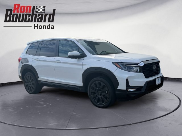 Used 2023 White Honda EX-L image 1