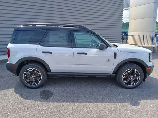 New 2026 Space White Metallic Ford Outer Banks® image 2
