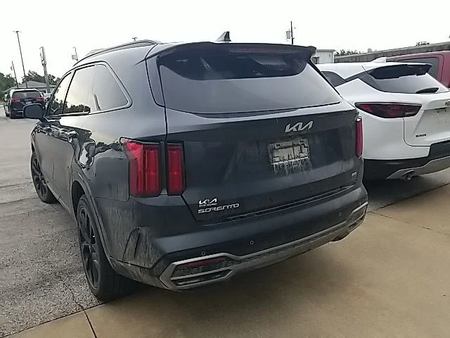 Certified Used 2023 Gray Kia SX image 18