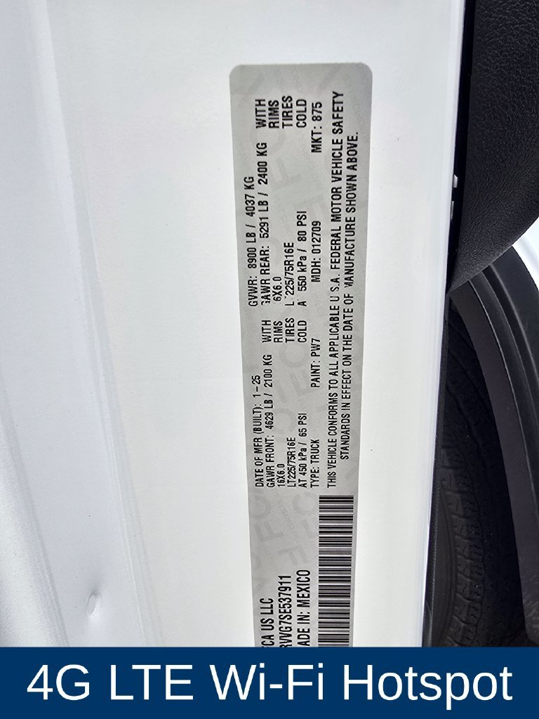 Used 2025 White Ram Base image 10