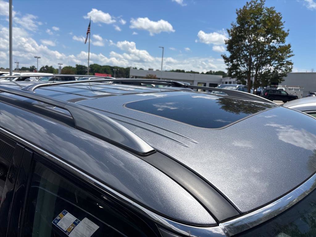 Used 2023 Gray Nissan SL image 16