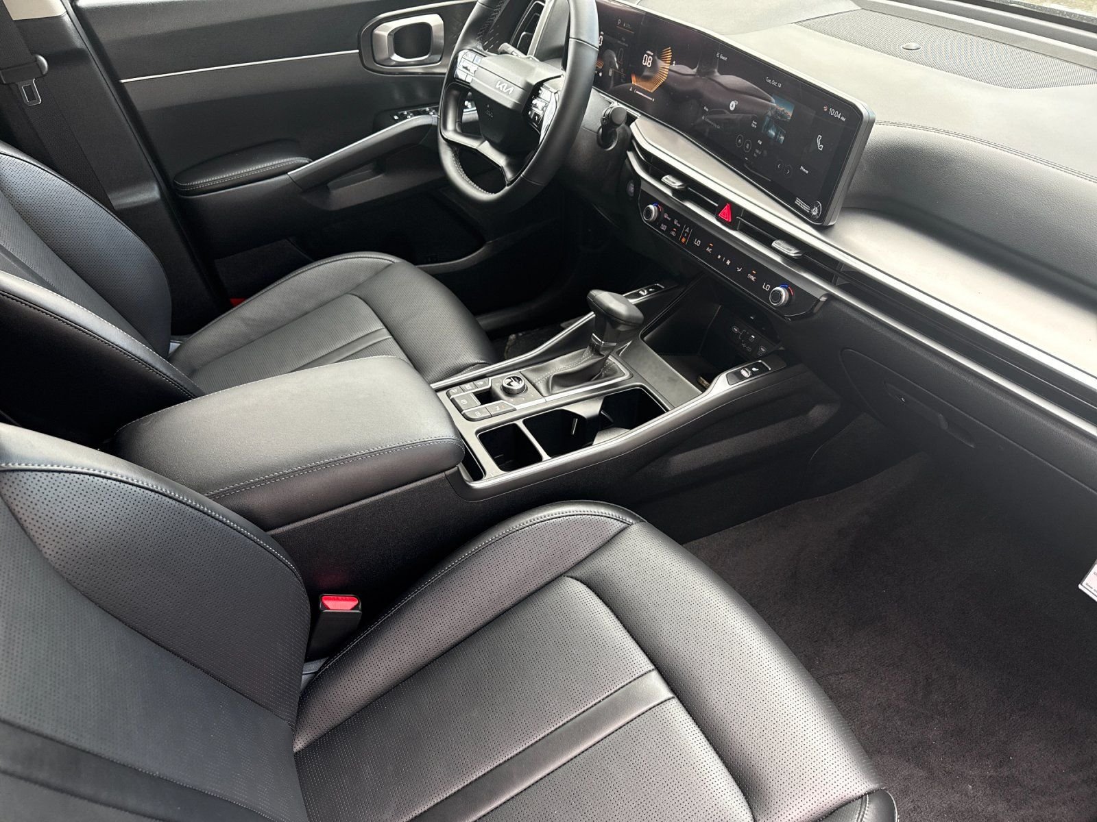 2026 Kia Sorento EX - Photo 18