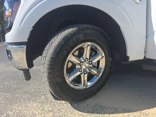 Used 2025 White Ford XLT image 31