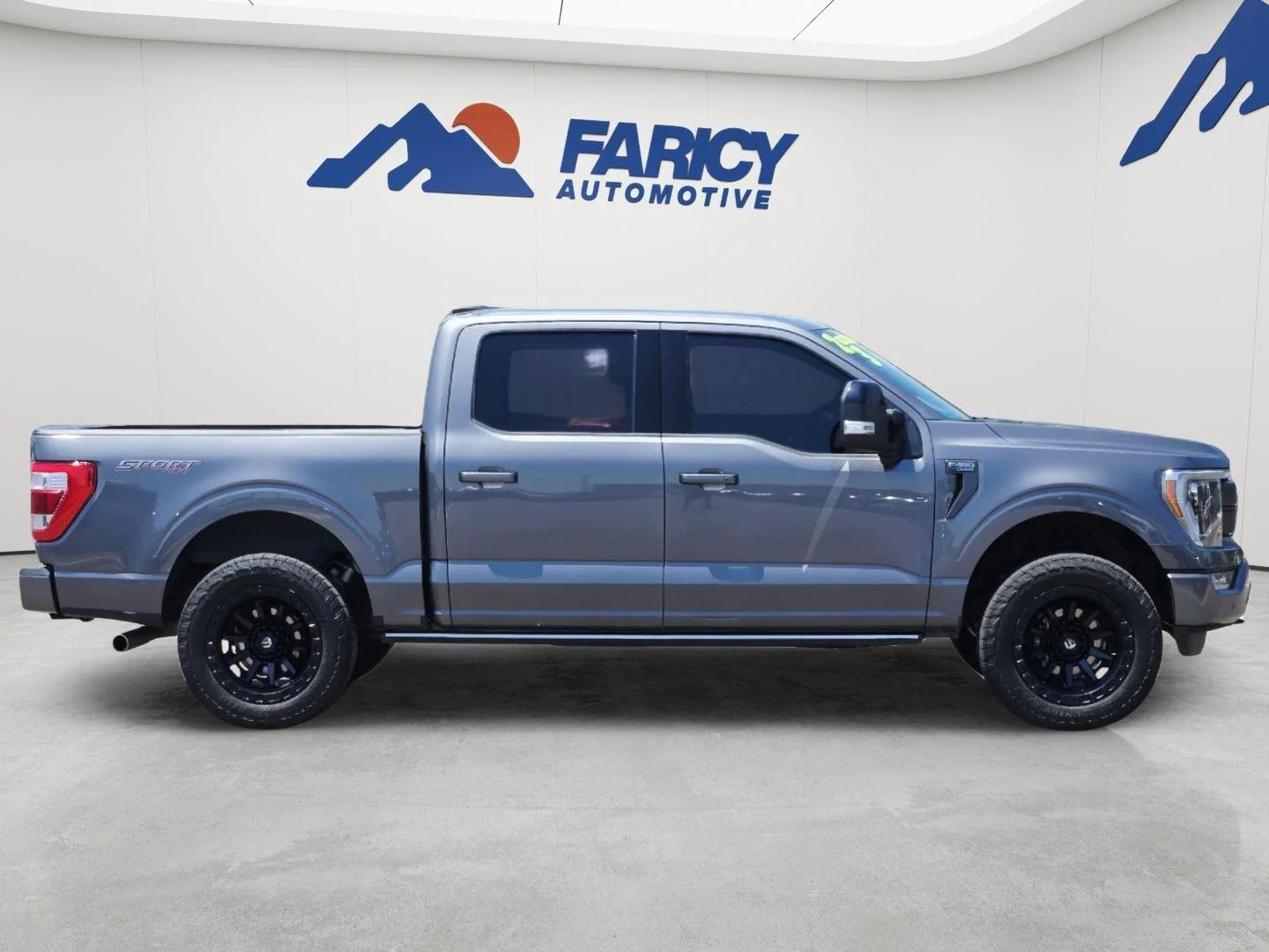 Used 2023 Carbonized Gray Ford LARIAT image 8