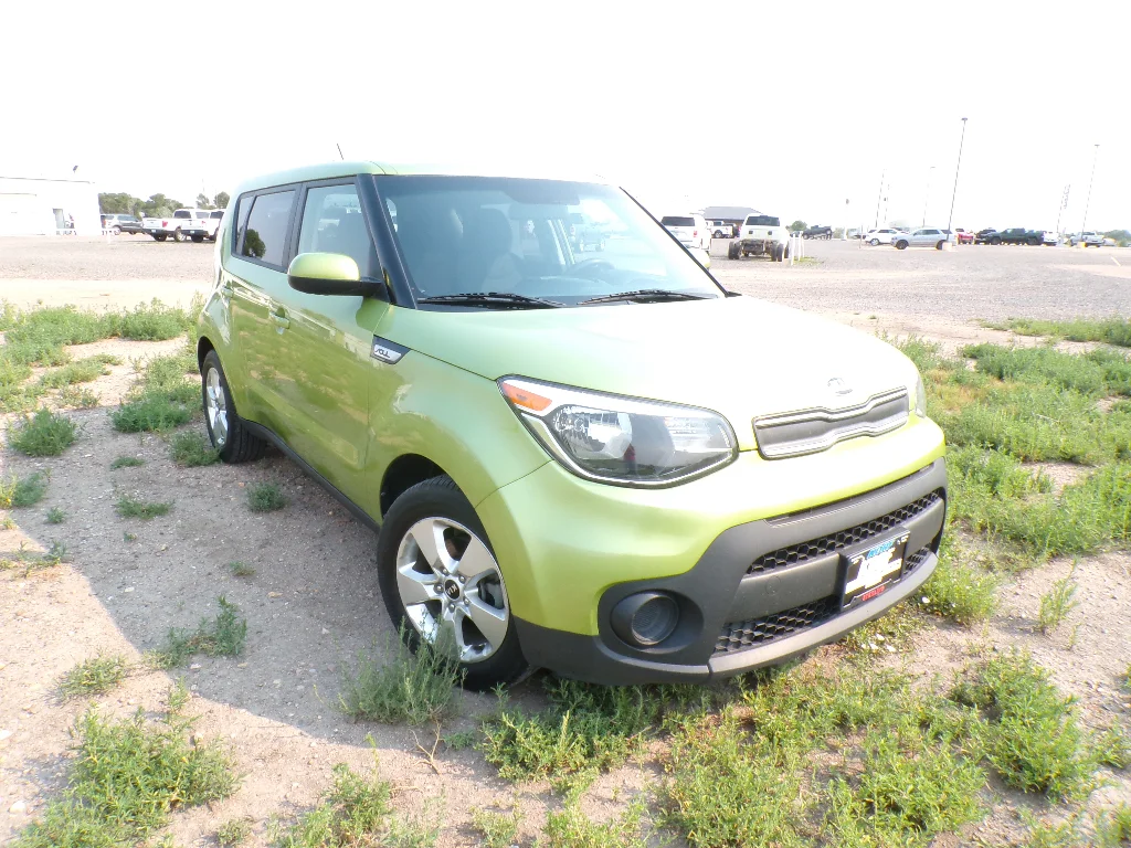 Used 2017 Alien II Kia Base image 3