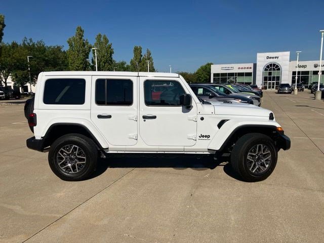 Certified Used 2025 Bright White Clearcoat Jeep Sahara image 4