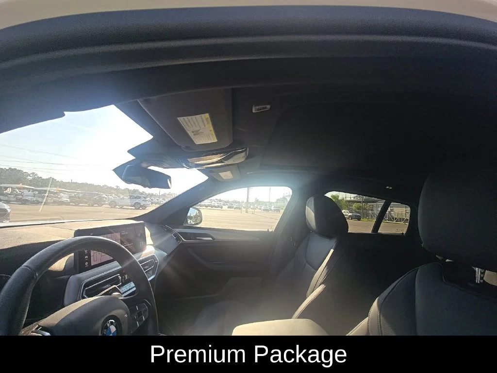 Used 2025 White BMW xDrive30i image 7