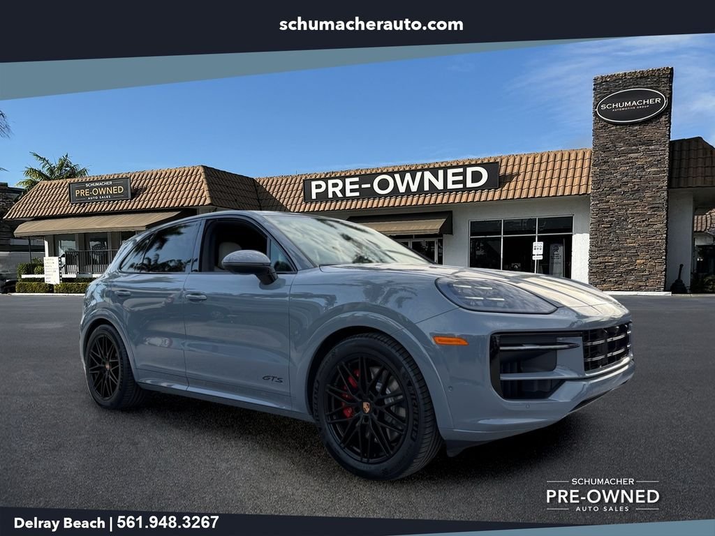 2026 Porsche Cayenne GTS's photo