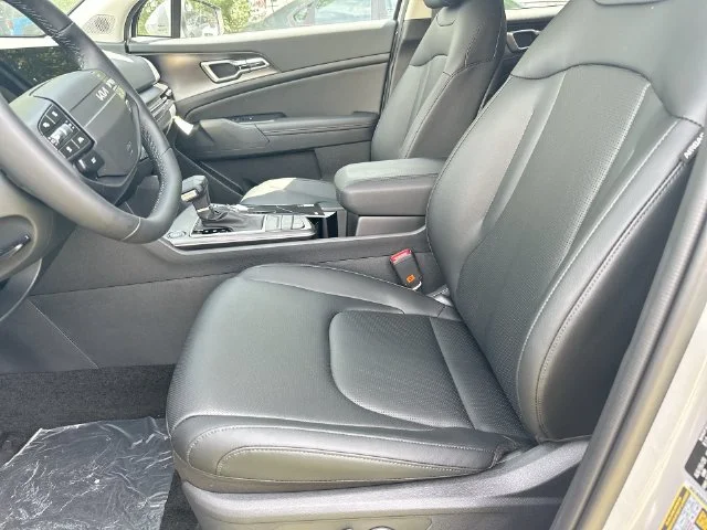 New 2027 Wolf Gray Kia EX image 22