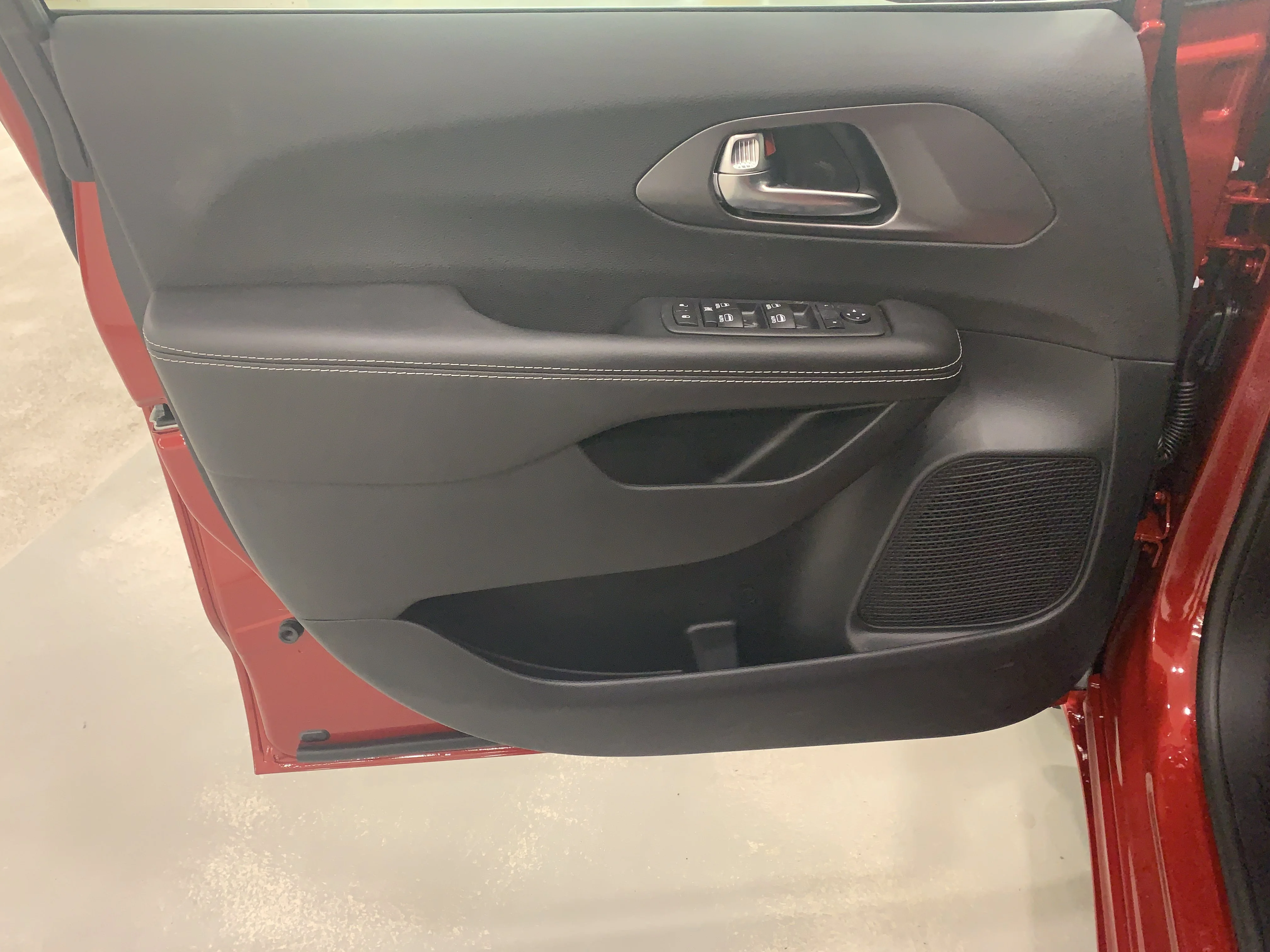 New 2026 RED HOT PEARL Chrysler SXT image 14