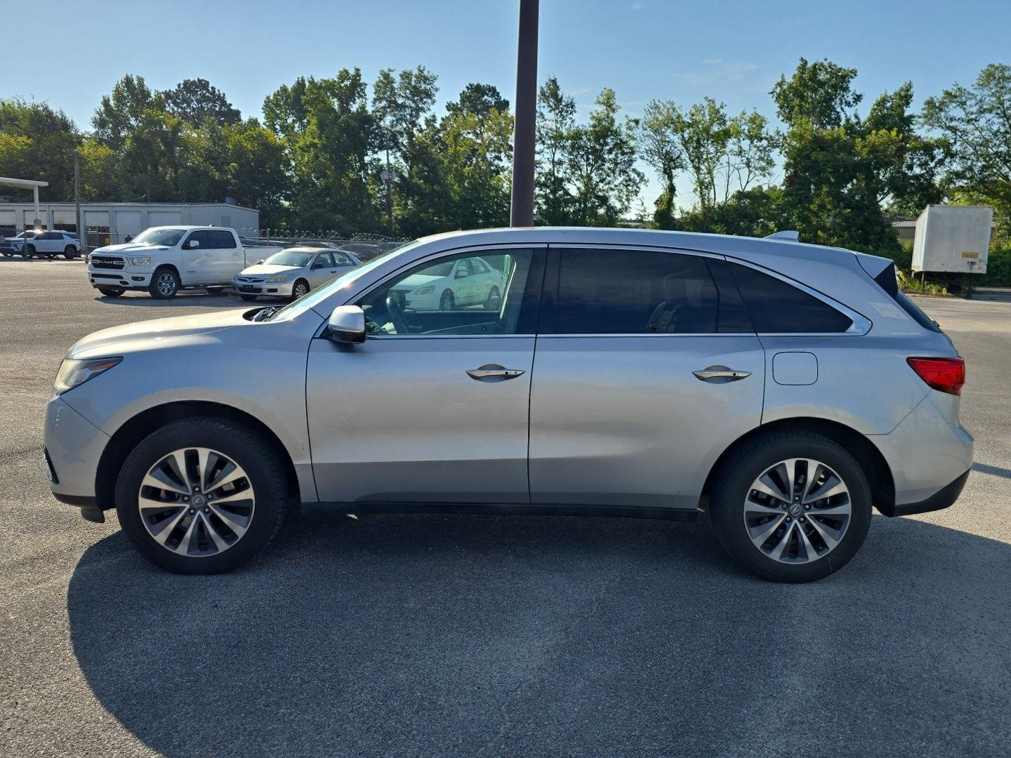 Used 2014  Acura Tech Pkg image 9