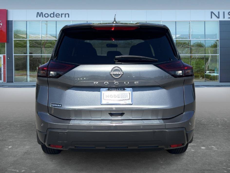 Certified Used 2025 Gun Metallic Nissan SV image 6
