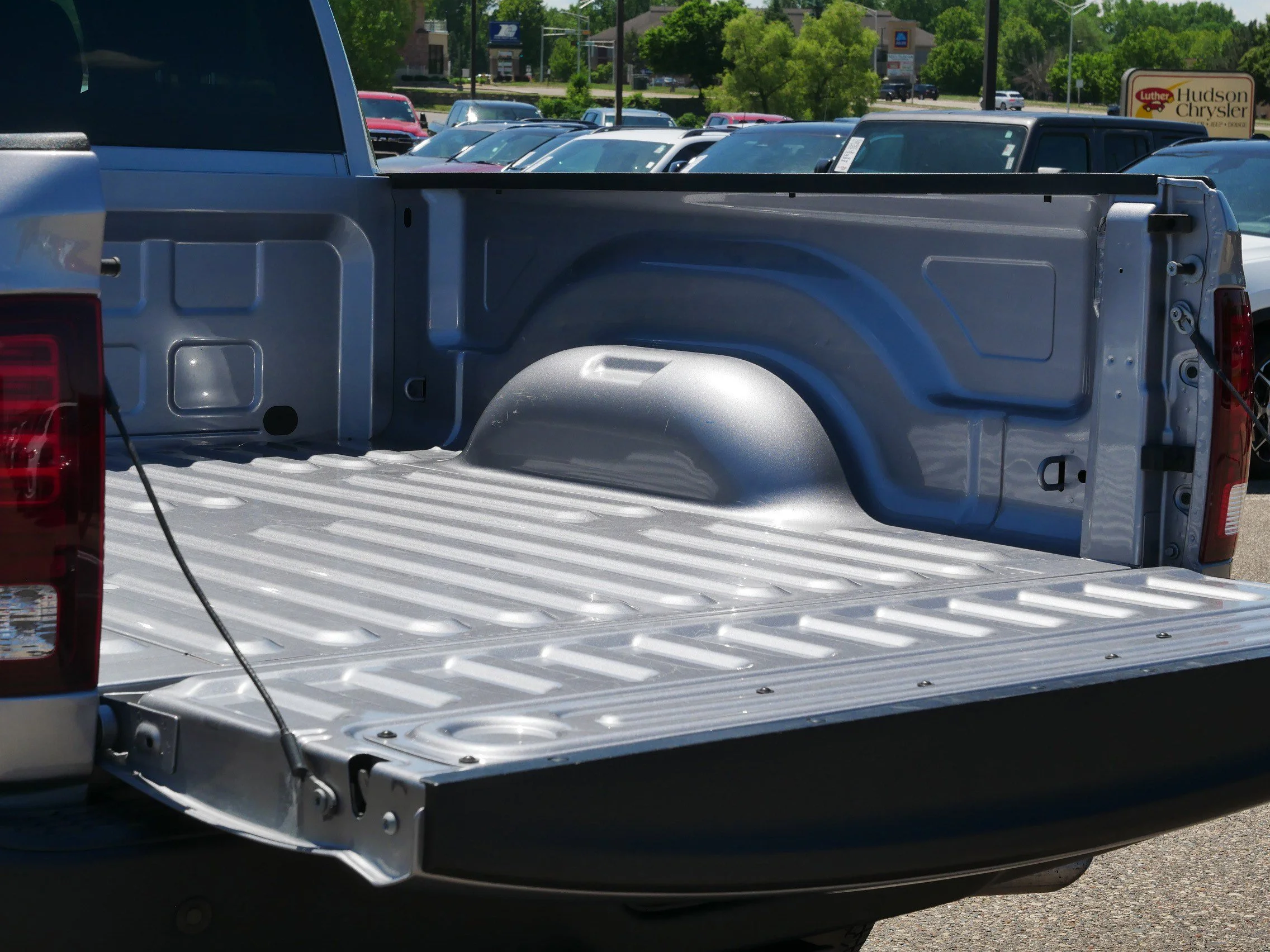 Used 2022 Billet Silver Metallic Clearcoat Ram Warlock image 18