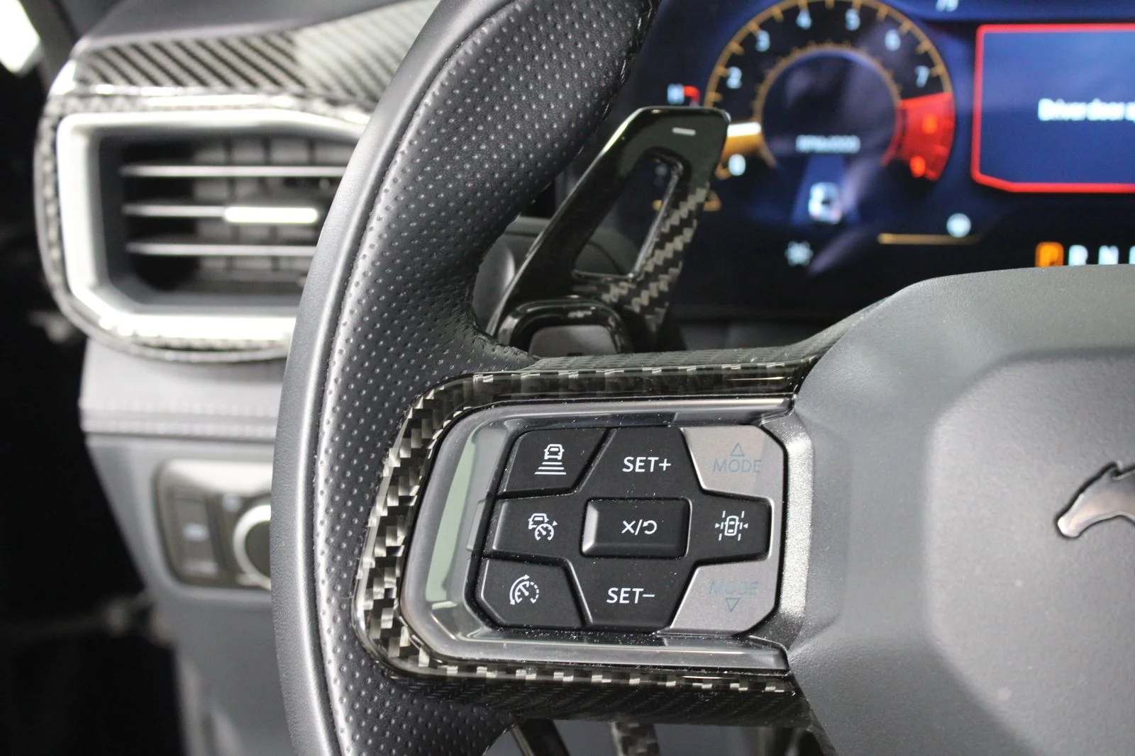 Used 2025 Black Ford GT Premium image 29