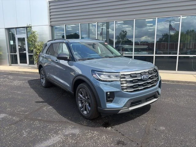 New 2026 Vapor Blue Metallic Ford Active image 2