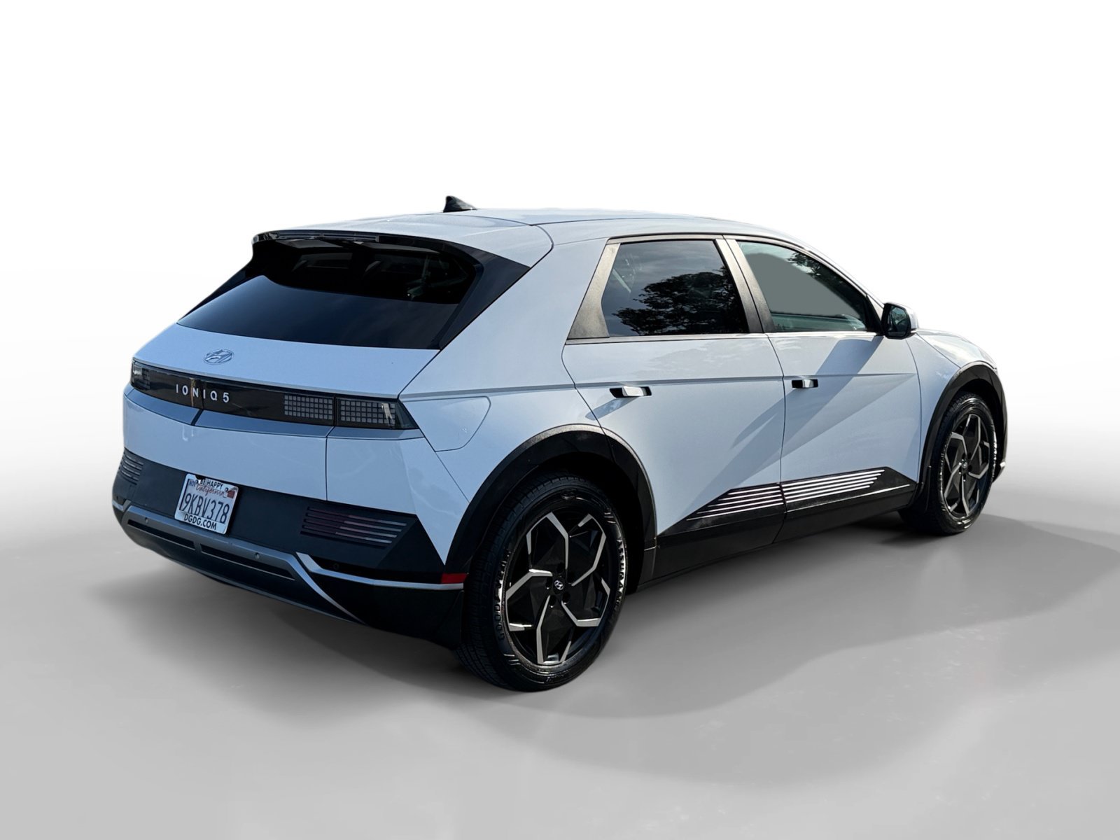 Certified Used 2024 White Hyundai SEL image 5