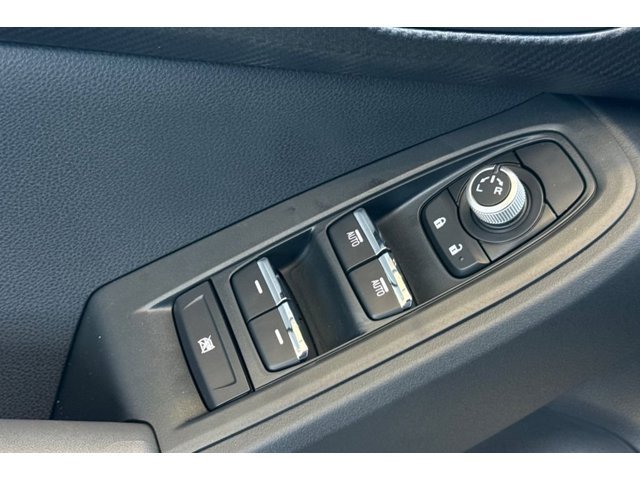 New 2026 CRYSTAL WHITE PEARL Subaru Limited Hybrid image 14