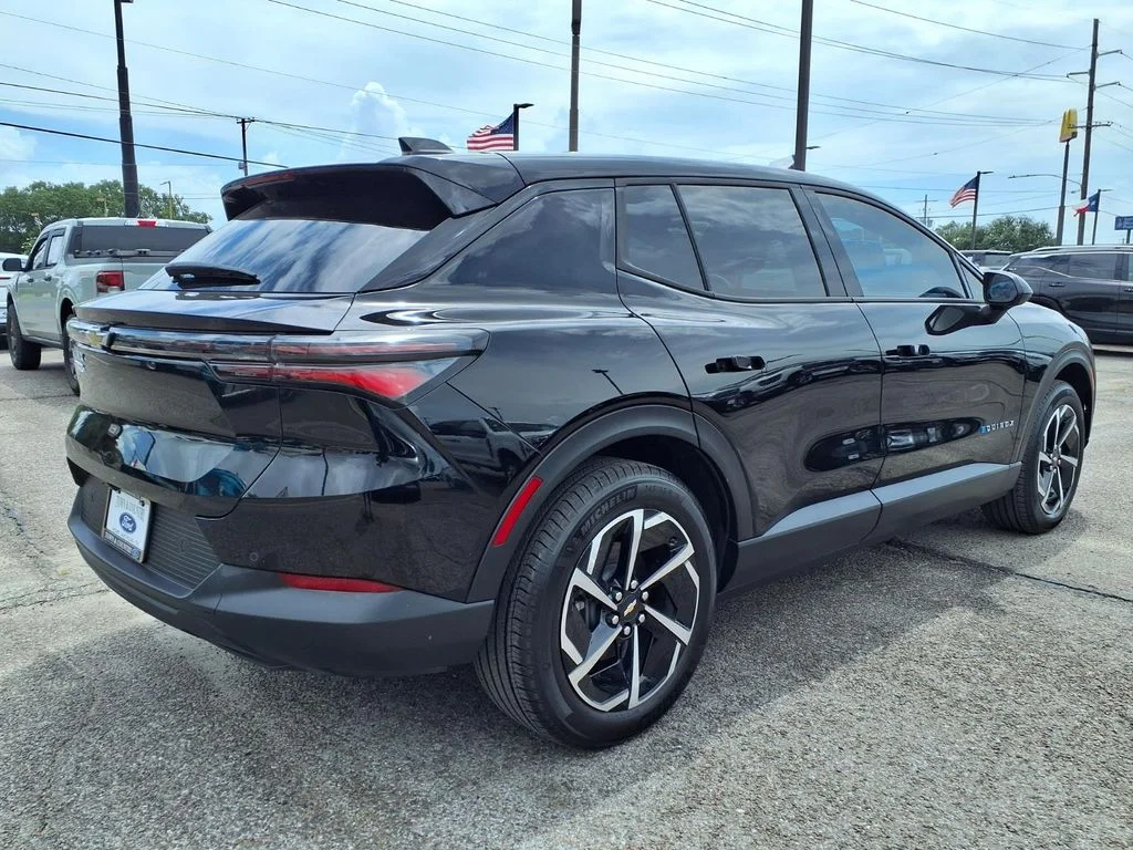 Used 2025 Black Chevrolet LT image 15