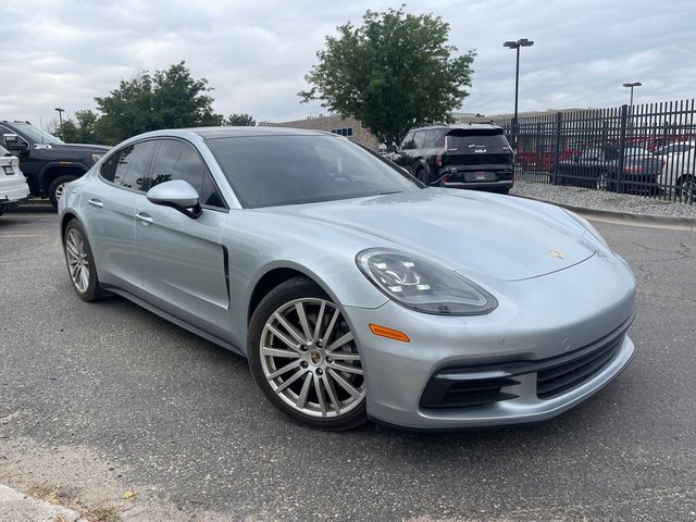 2018 Porsche Panamera 4S
