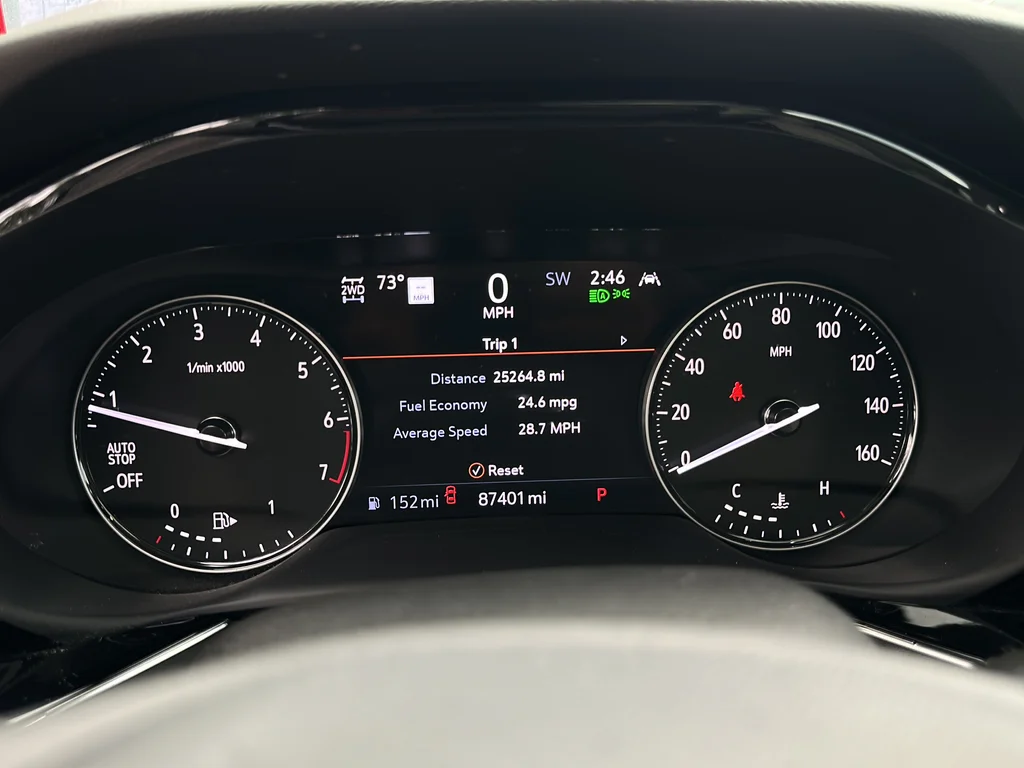 Used 2021 Red Buick Avenir image 23