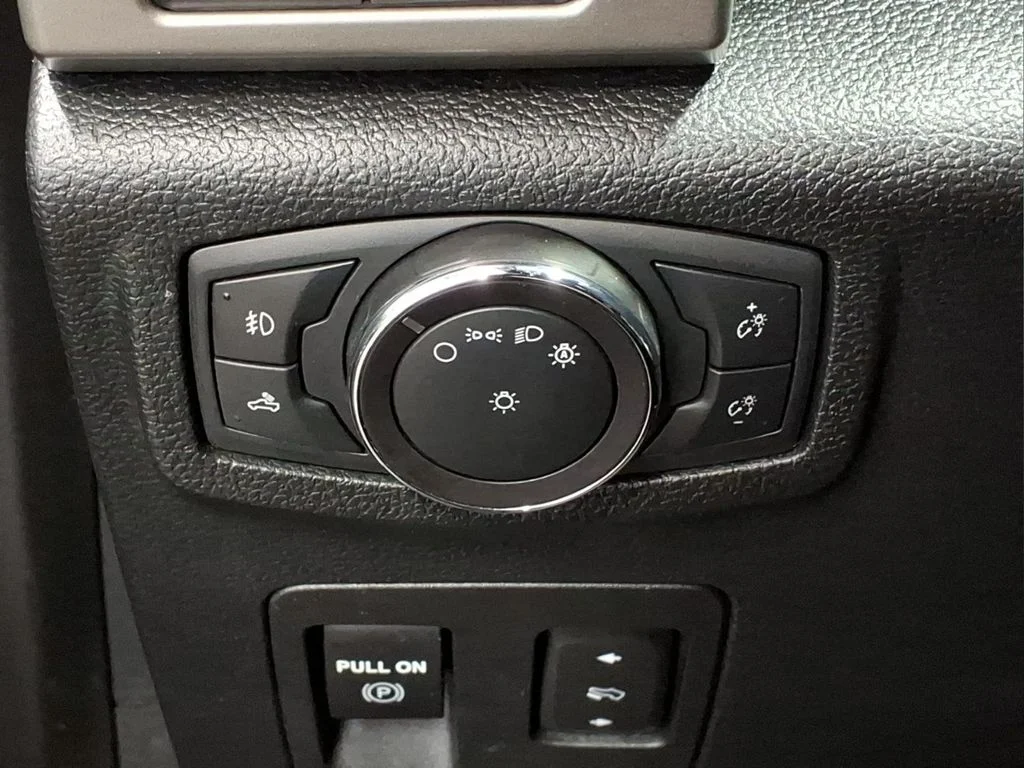 Certified Used 2019 Gray Metallic Ford Lariat image 20