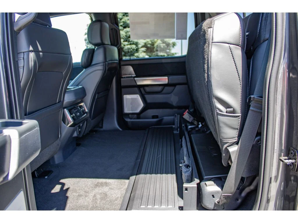New 2026 Carbonized Gray Metallic Ford Platinum image 25