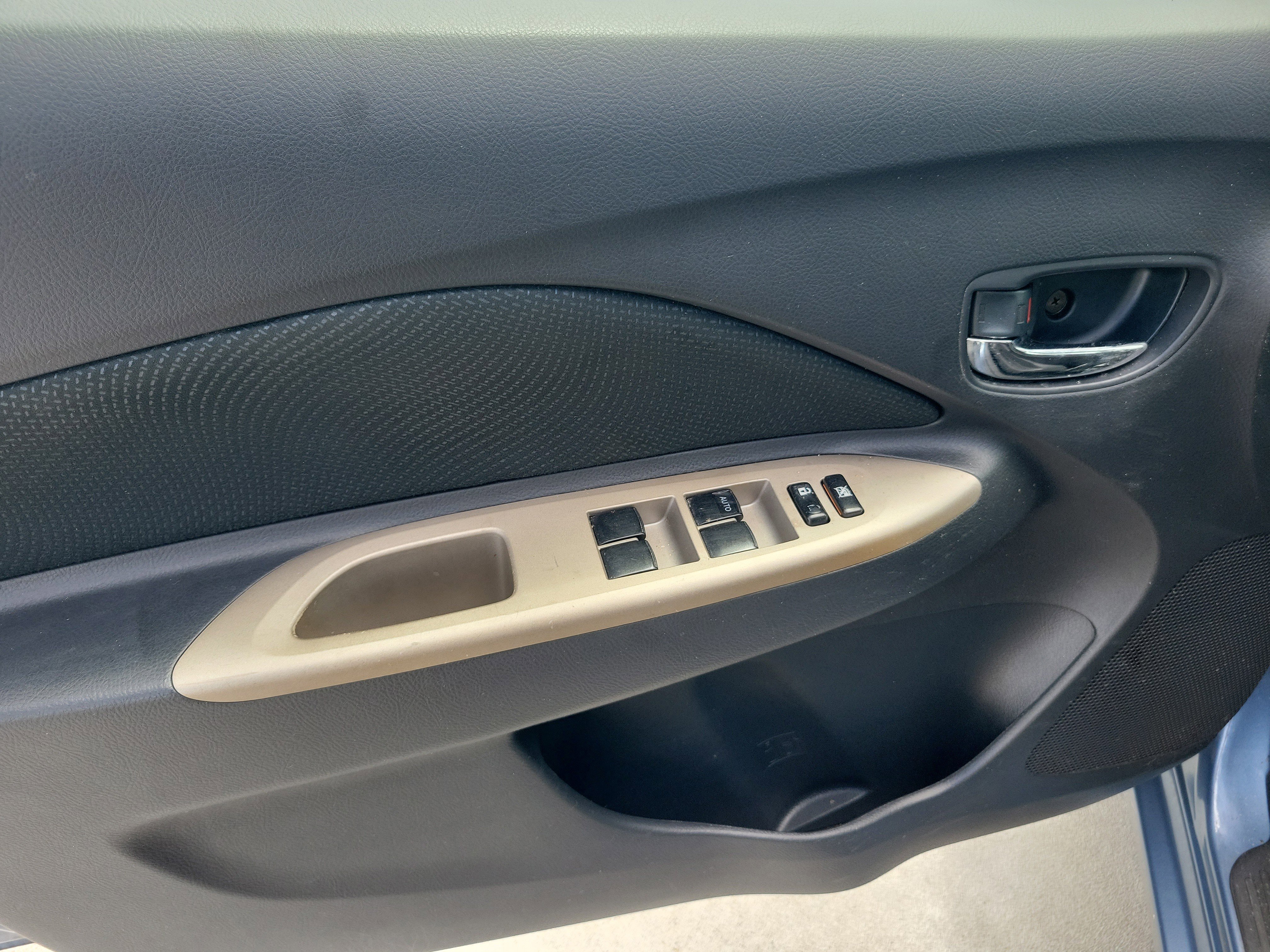 Used 2010 Black Toyota Base image 21