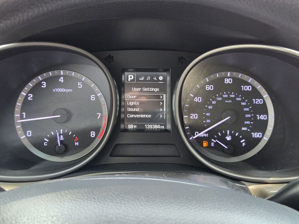 Used 2018 White Hyundai 2.4 Base image 10