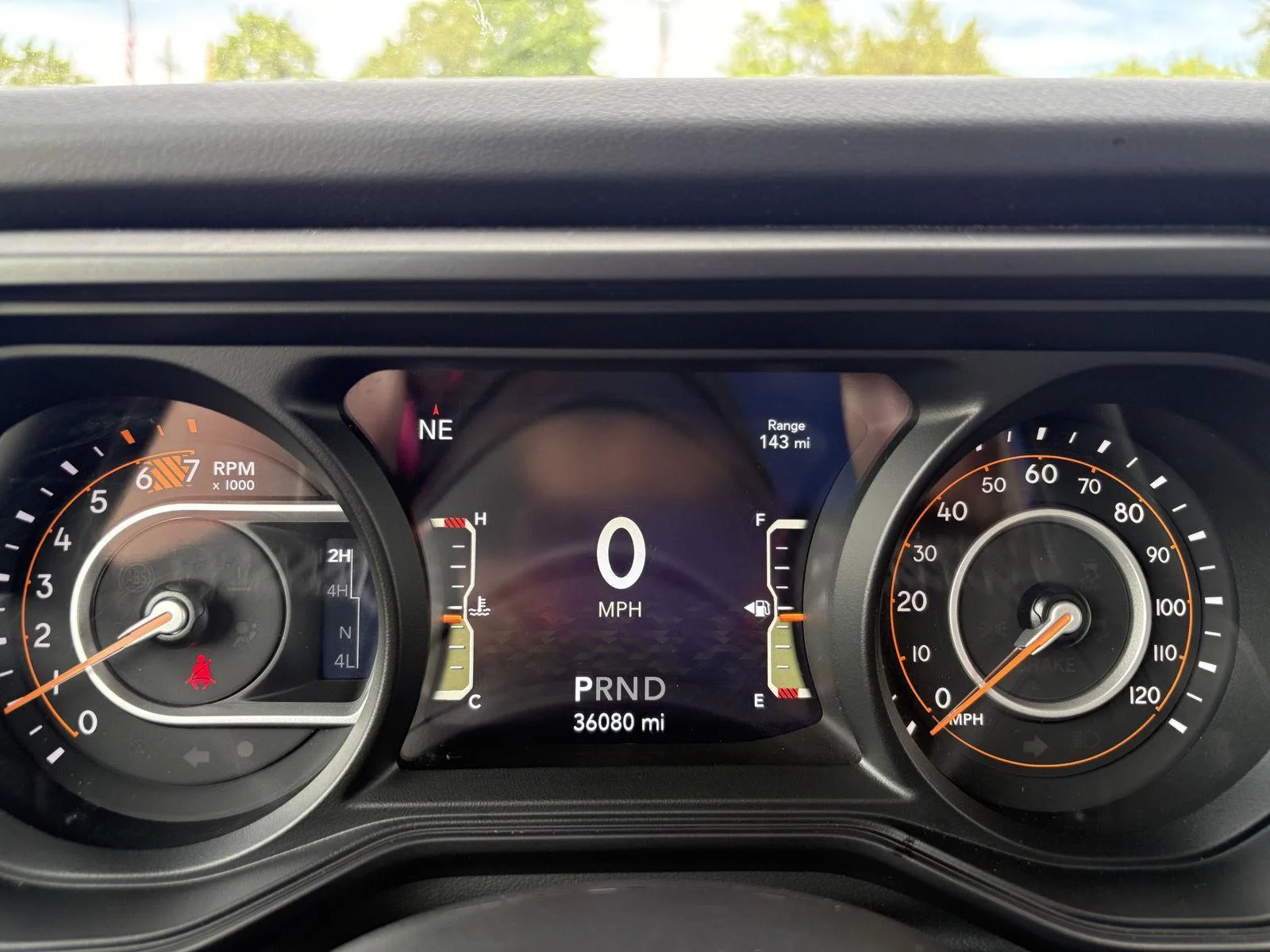 Used 2025 Hydro Blue Pearlcoat Jeep Rubicon image 5