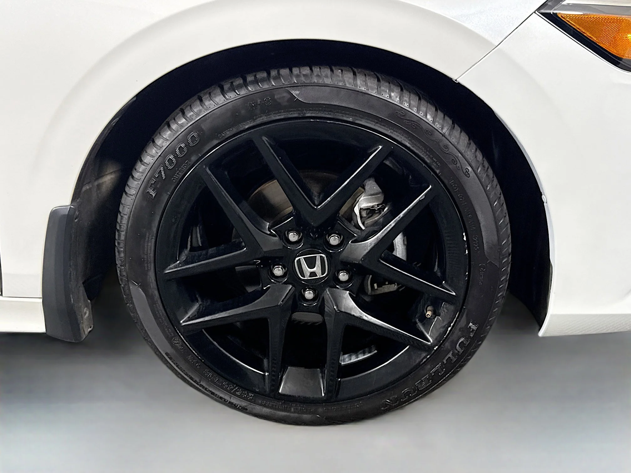 Used 2023 Platinum White Pearl Honda Sport image 28