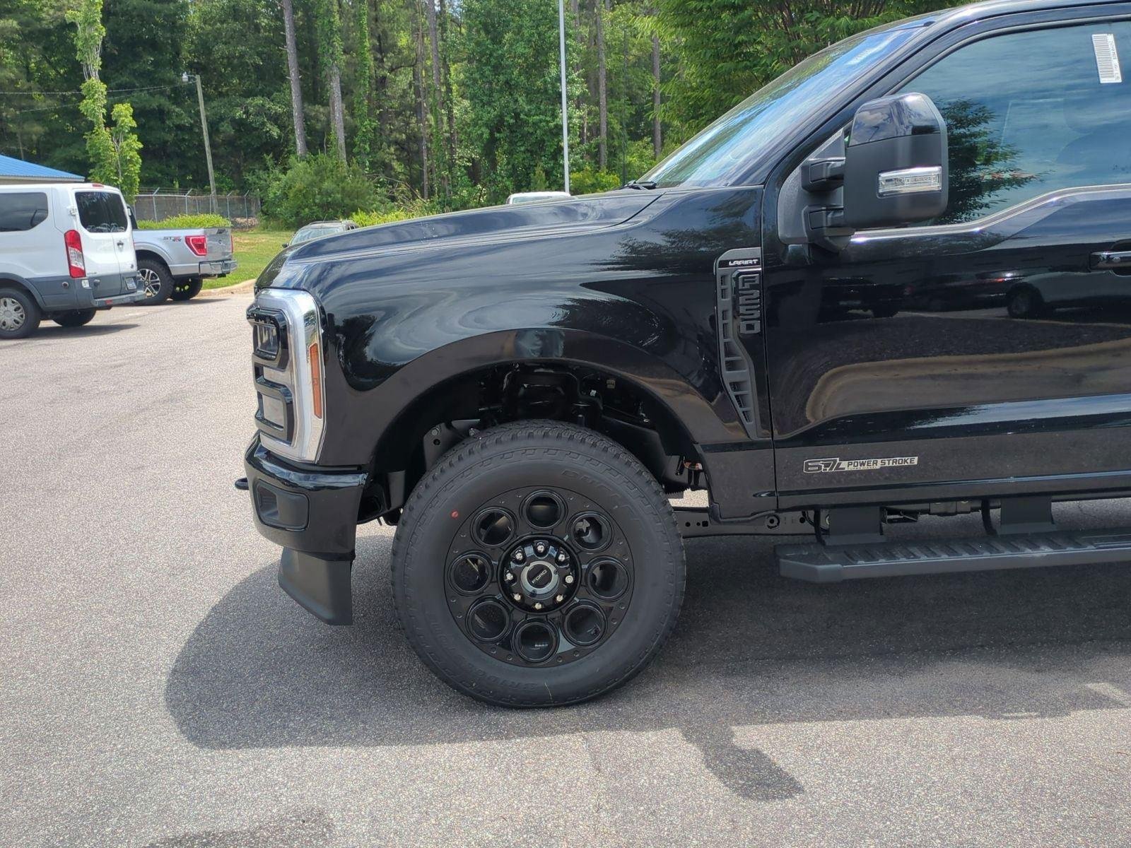 New 2026 Agate Black Metallic Ford F-250® Lariat® image 10