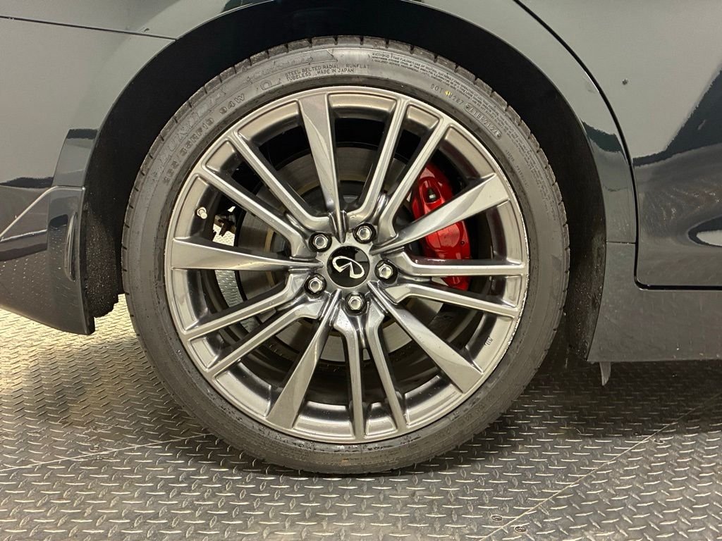 Used 2024 Black INFINITI Red Sport 400 image 10