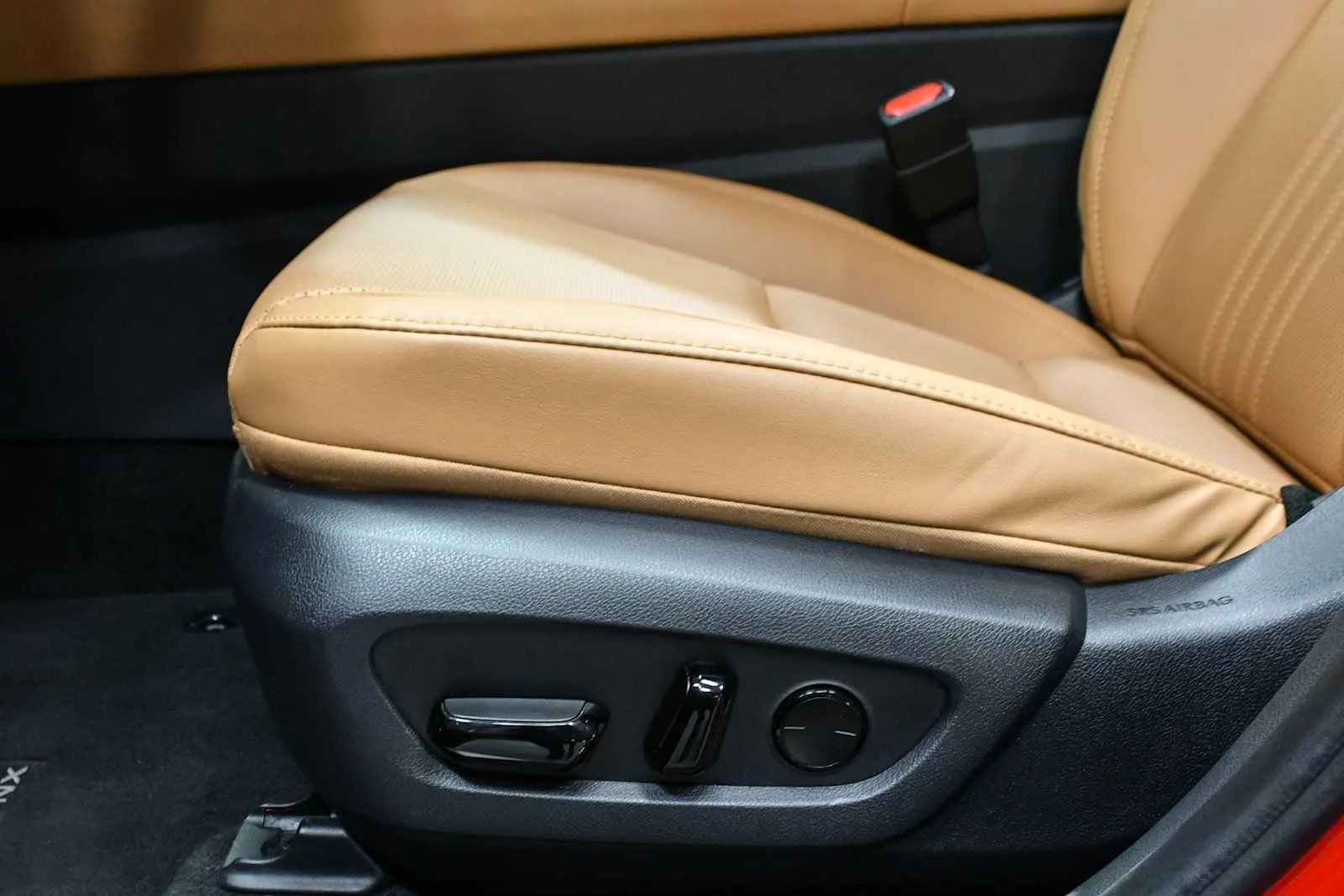 Used 2025 Redline Lexus Premium image 16