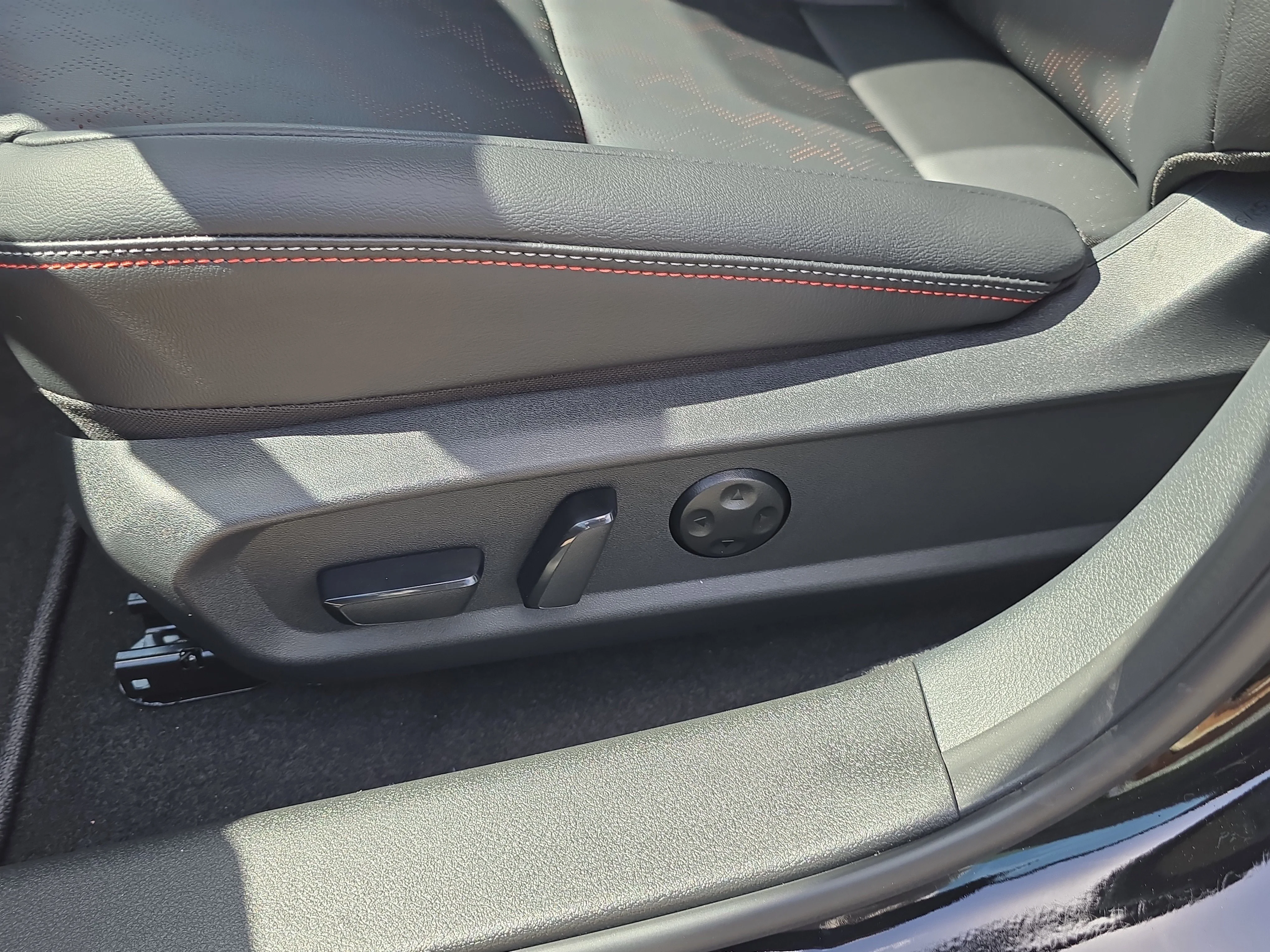 New 2026 Super Black Nissan SR image 20