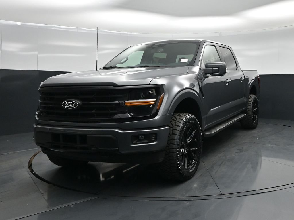 New 2026 Carbonized Gray Metallic Ford XLT image 49