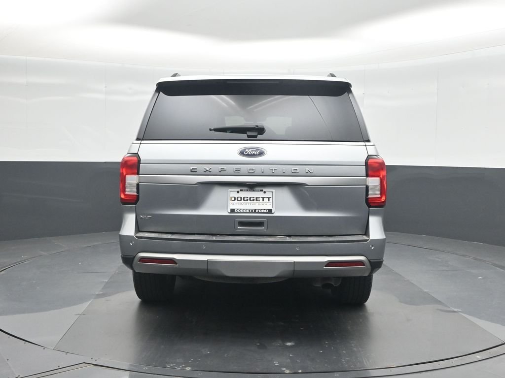 Used 2022 Silver Ford XLT image 17