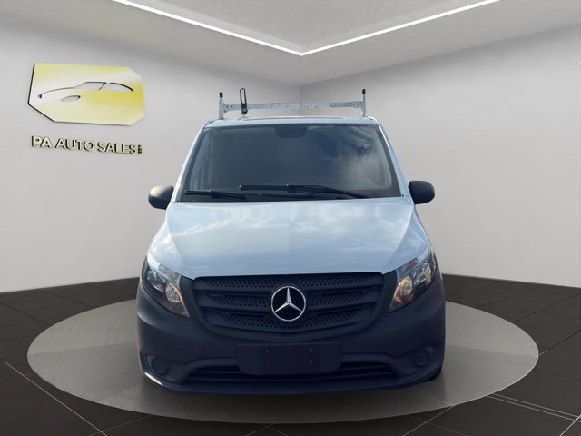 Used 2018 White Mercedes-Benz Worker image 2