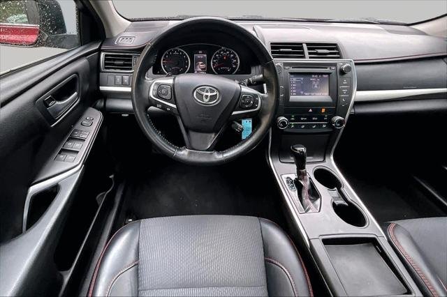Certified Used 2017 RUBY FLARE PEARL Toyota  image 6