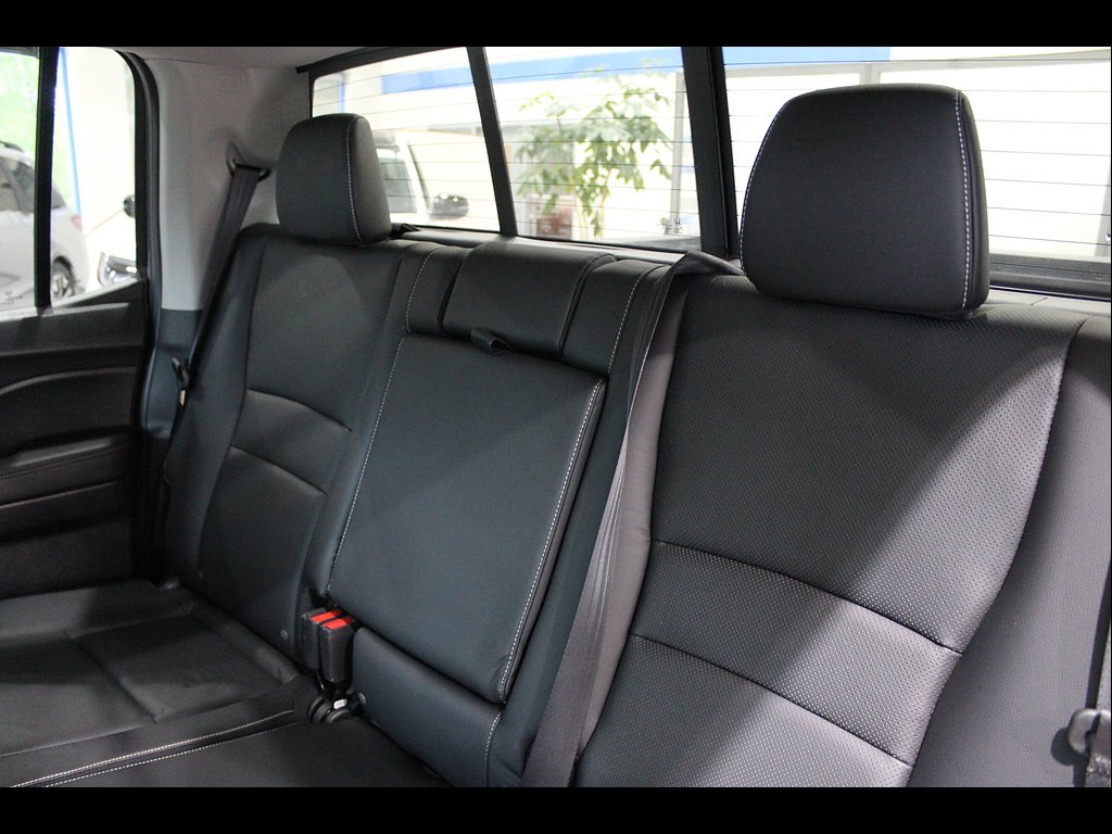 Certified Used 2023 Modern Steel Metallic Honda RTL image 17