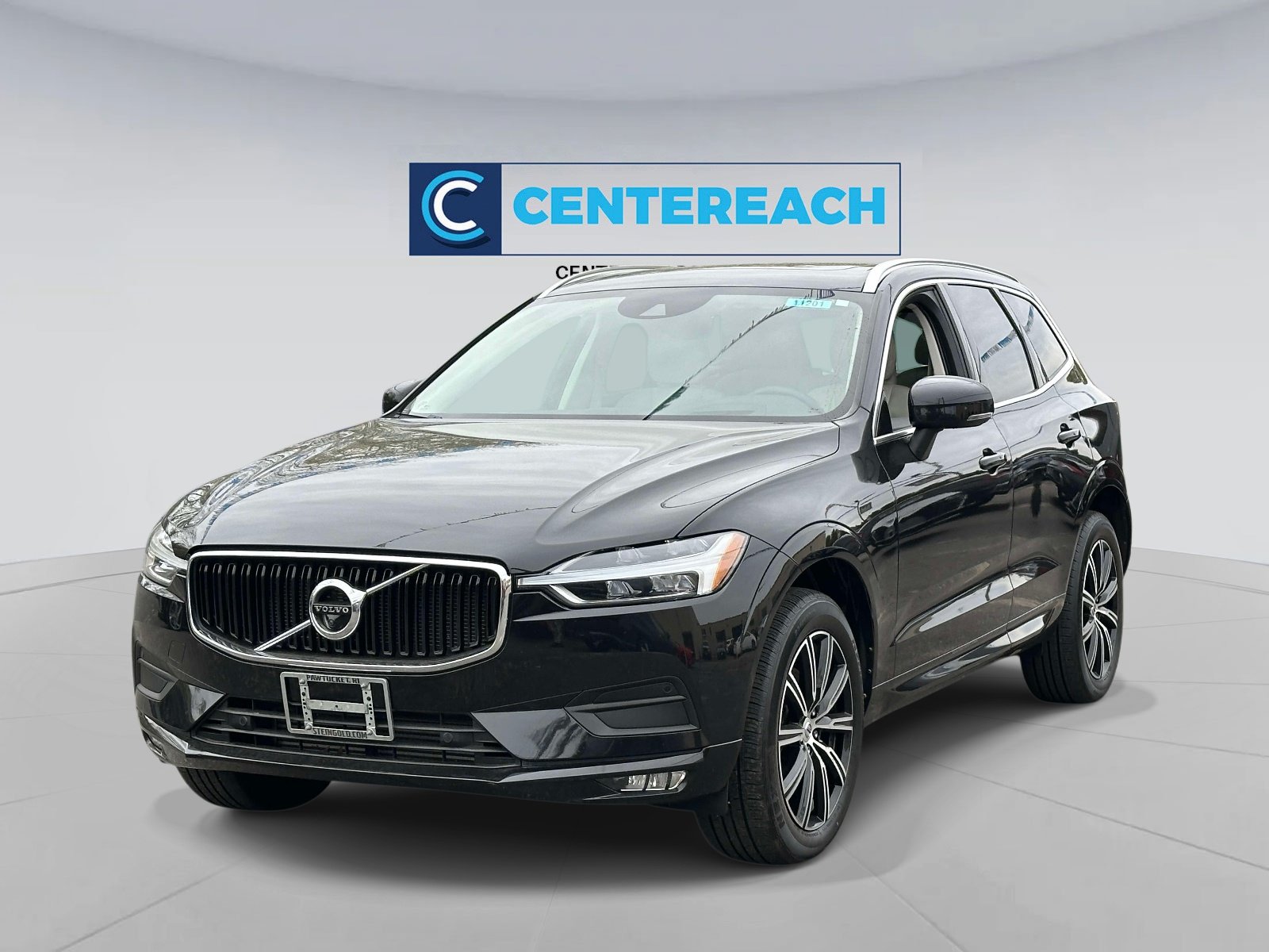 2021 Volvo XC60 T5 Momentum AWD's photo