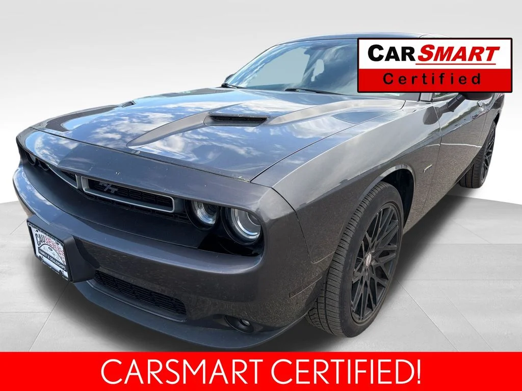 2016 Dodge Challenger R/T's photo